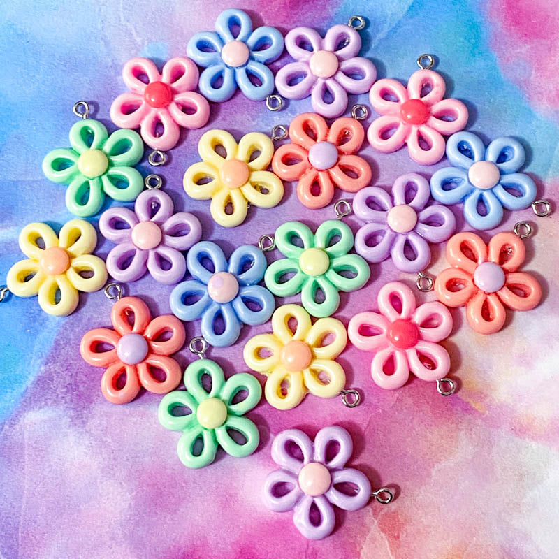 CHUNKY FLOWER Large Resin Charm 28mm x 2