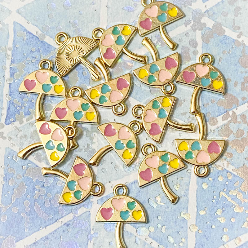 Just 30p! PASTEL HEARTS MUSHROOM Enamel Gold-Tone Charm 20mm