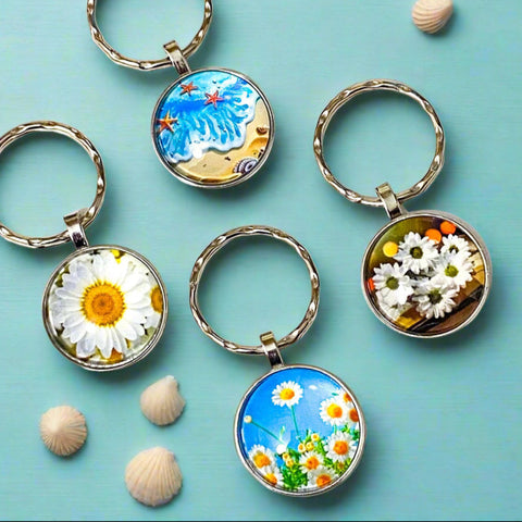 glass cabochon cabochons keyring keyrings key chain ring round gift gifts shop store uk cute kawaii summer spring daisy daisies flower ocean sea sky blue white yellow easter