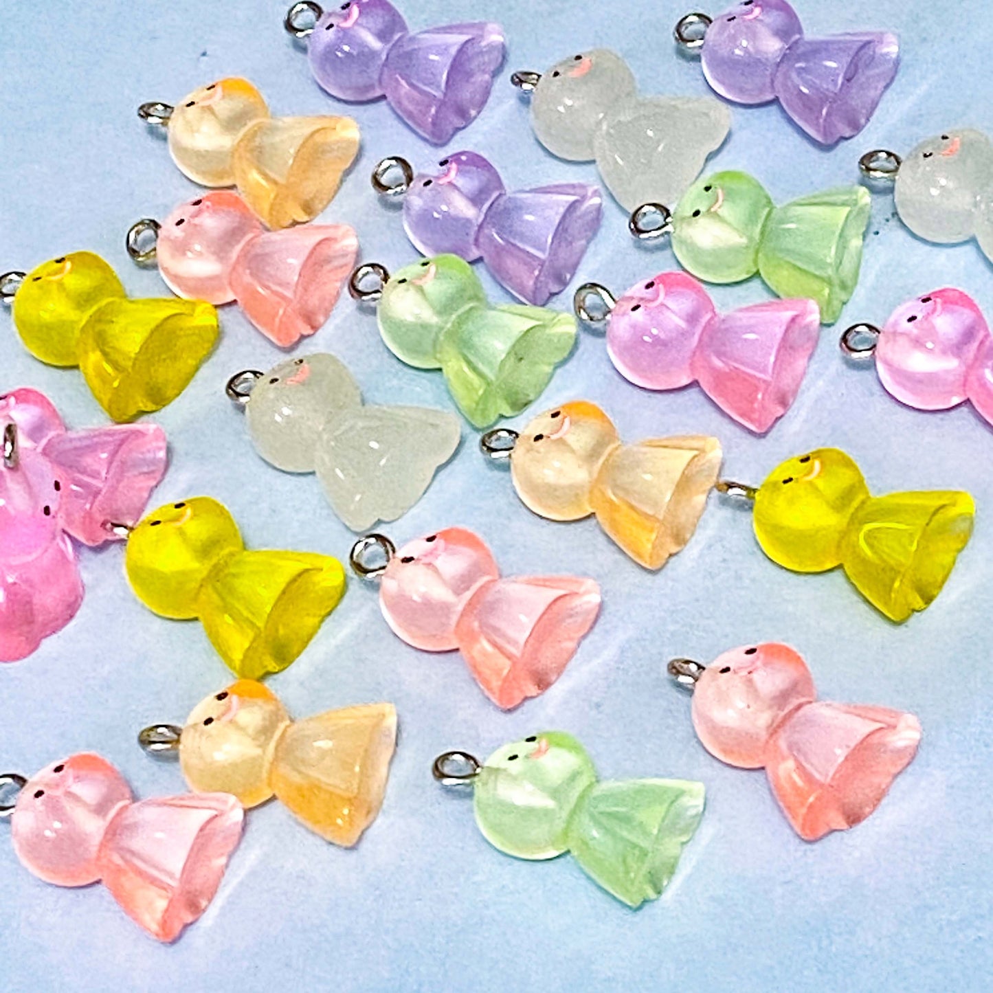 happy smiling ghost ghosts resin charm charms pendant pendants 20mm uk cute kawaii craft supplies shop store glow in the dark luminous glowing spooky halloween crafts