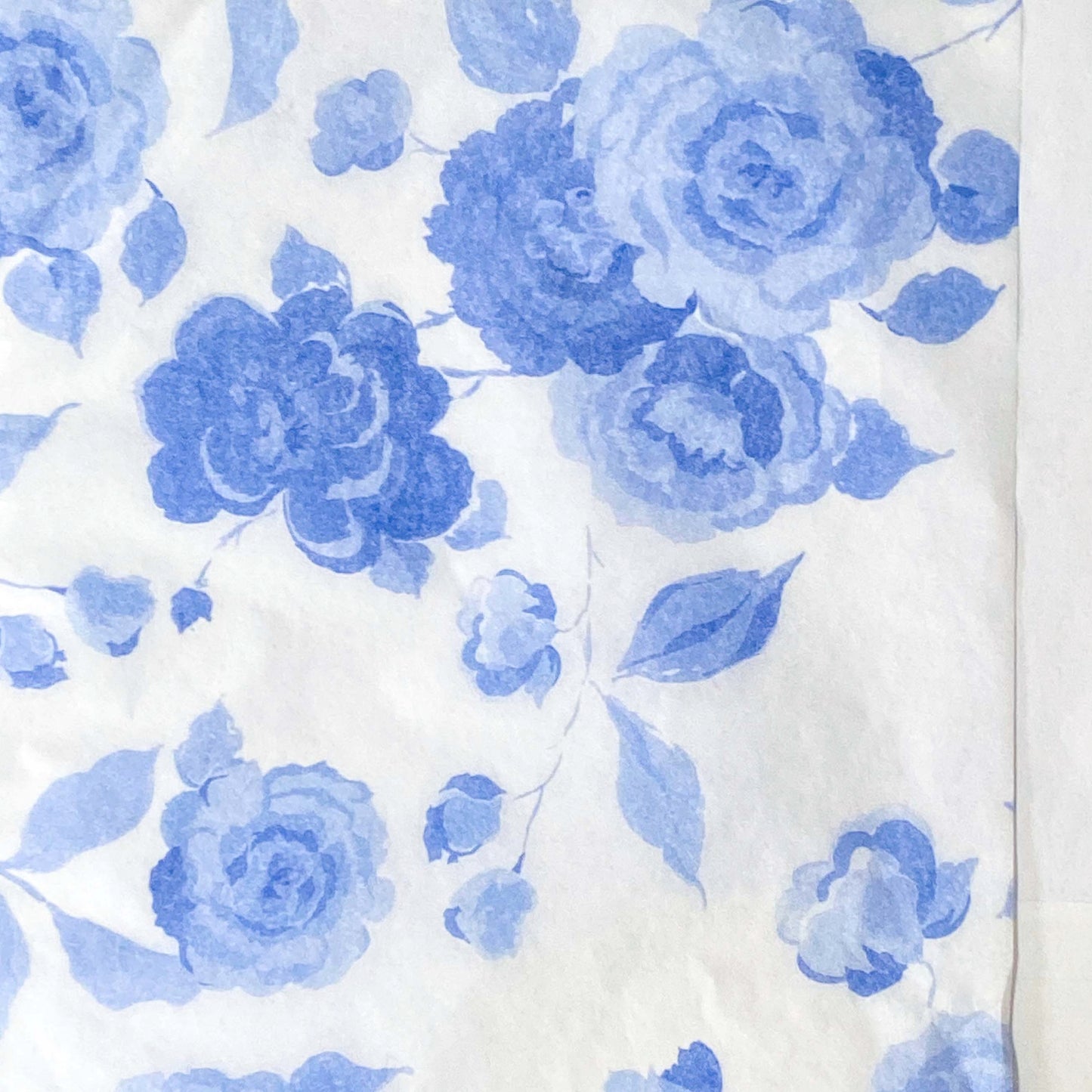 garden flower flowers plant plants cute kawaii tissue paper sheet sheets pack of 2 colourful pretty uk stationery gift gifts wrap wrapping packaging supplies pattern patterned blue roses roses floral white