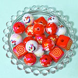 red and white and green Christmas festive bead beads jumbo large big acrylic uk cute kawaii craft supplies snowman snowmen round cube square santa hat hats 30mm 15mm gingerbread men tree trees fir antlers angel angels wings wing gold green