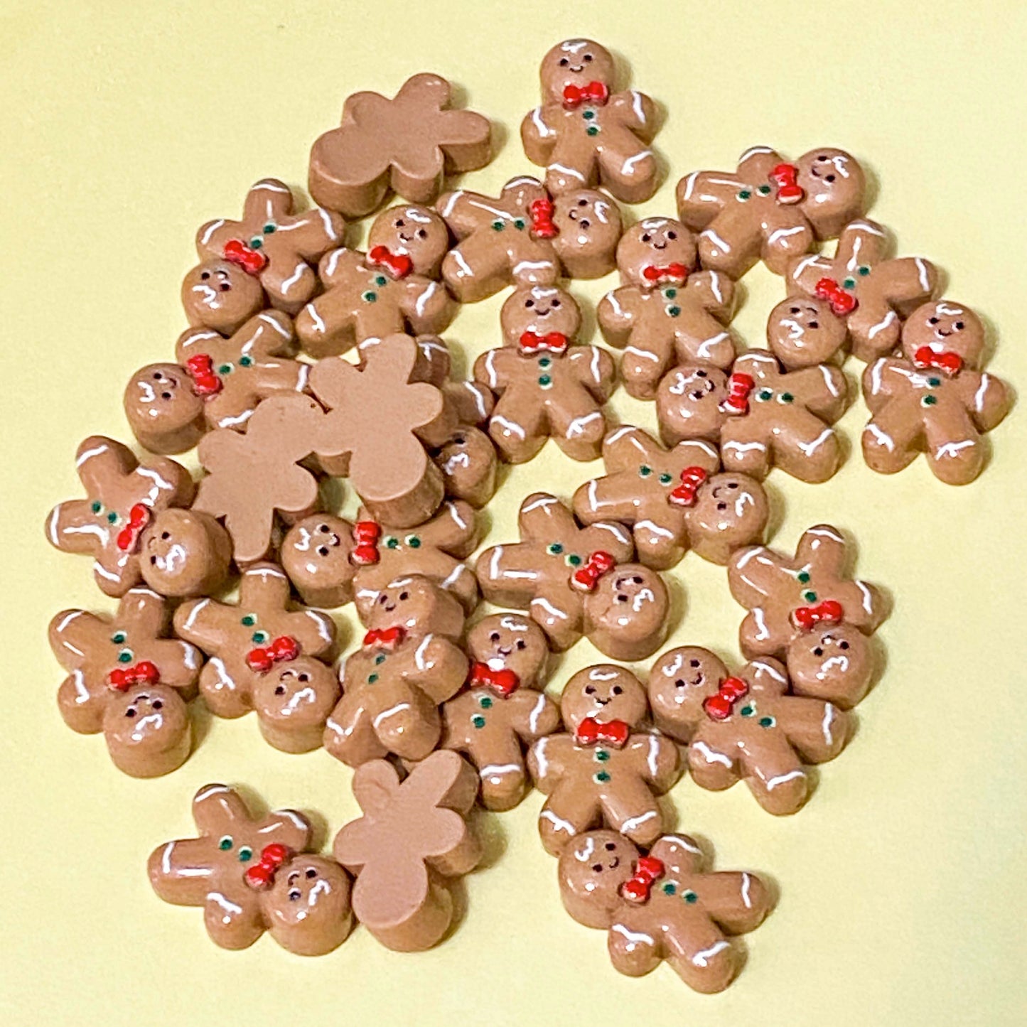 mini small 14mm resin gingerbread man men flatback flat back fb fbs flatbacks embellishment festive christmas uk cute kawaii craft supplies shop store brown little tiny glossy resins