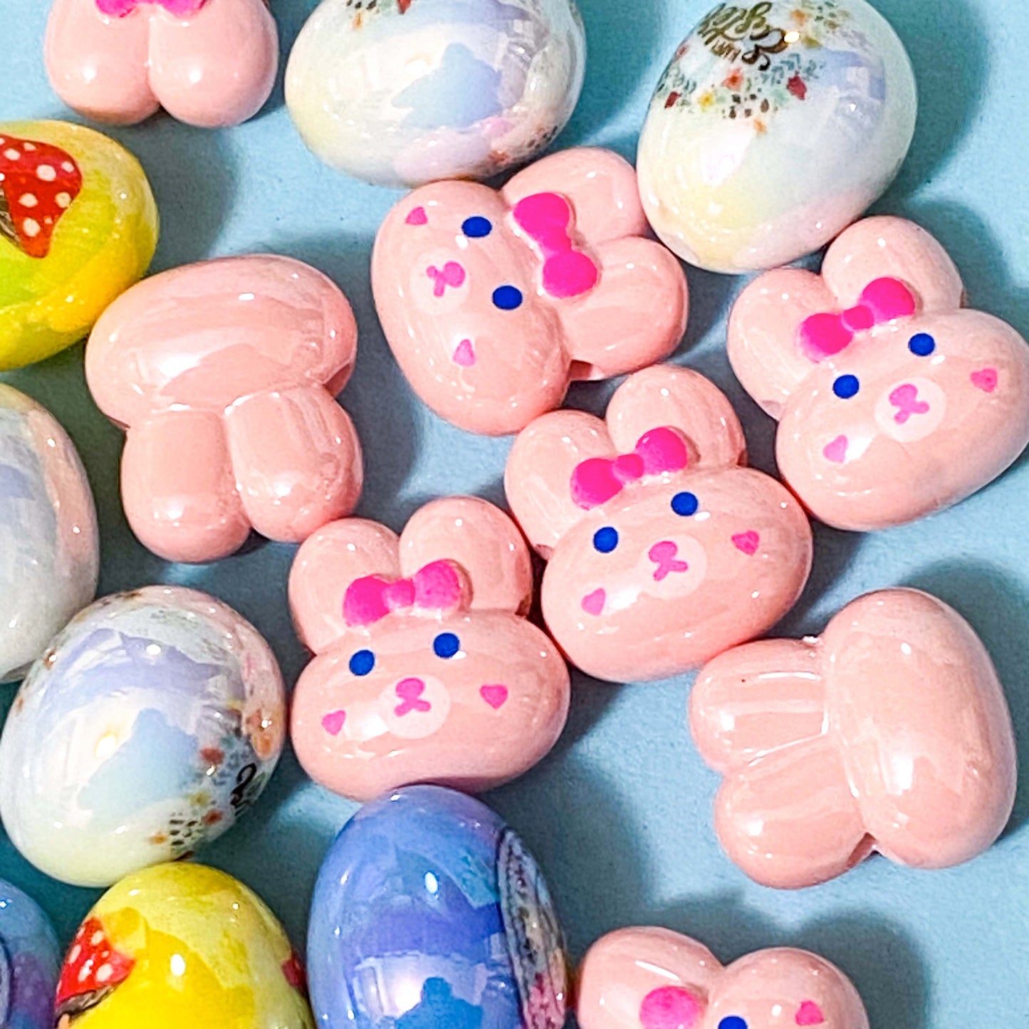 glossy lustre egg eggs easter spring bead beads jumbo large big chunky acrylic craft supplies for making beaded pen pens jewellery pink rabbit rabbits bunny bunnies 20mm 21mm uk cute kawaii stationery shop store pretty yellow white blue iridescent pearl pearly
