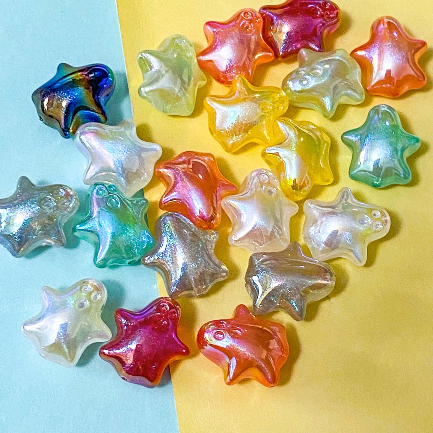 ghost ghosts chunky large big iridescent acrylic shimmery glitter bead beads uk cute kawaii halloween spooky craft supples shop store pretty red pink blue orange rainbow green white ghosties 17mm