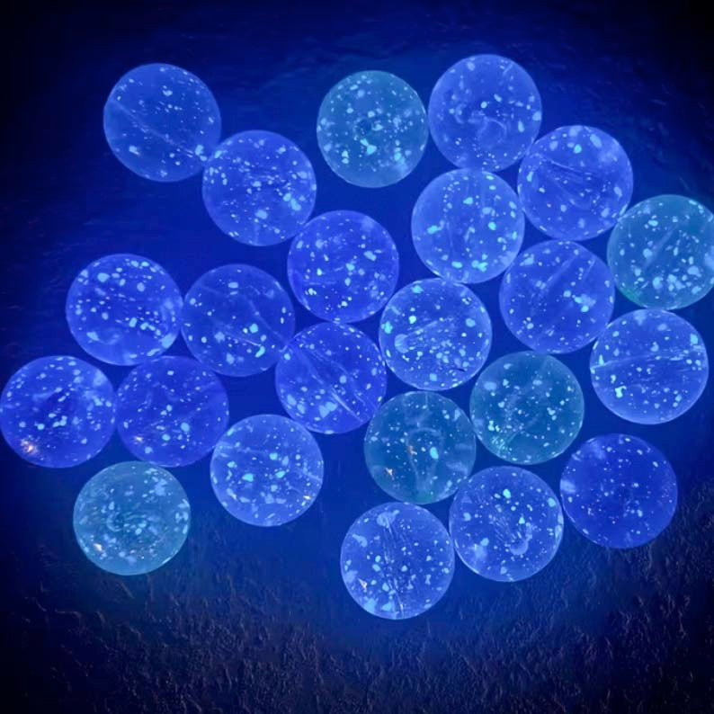 AURORA GLOW ACRYLIC BEADS - 15mm Glow in the Dark Lustre Beads 2/3
