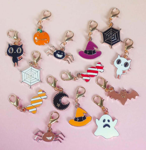 halloween spooky gold tone metal planner charm charms clip clips accessory witch hat pumpkin ghost spider web sweet candy moon uk gifts gift cute kawaii handmade hand made stitch marker black cat cats