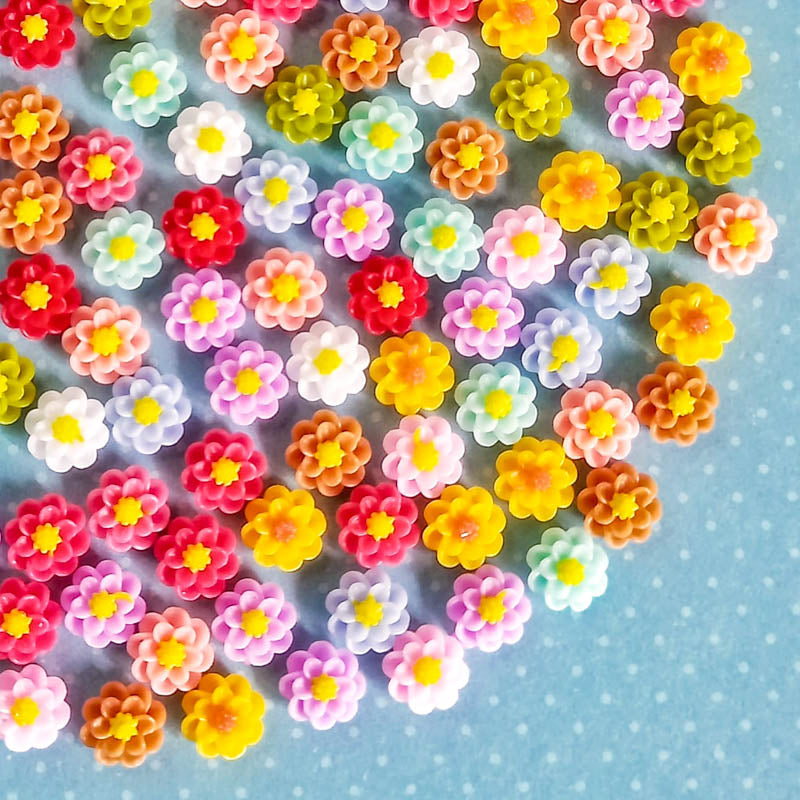ON OFFER! BARGAIN CRAFT SUPPLIES - FLATBACKS & CHARMS