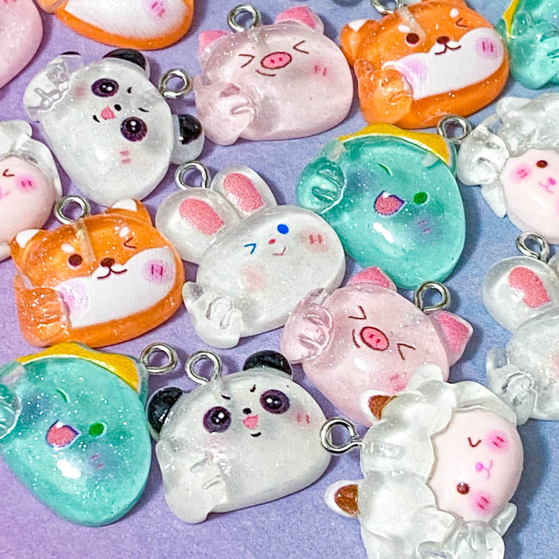 cute kawaii uk craft supplies shop craft charm charms glitter glittery sparkly resin pendant pendants pig pigs orange fox pink piglet panda pandas white sheep lamb lambs rabbit rabbits bunny bunnies iguana lizard dino dinosaur green round thumbs up pretty fun crafts