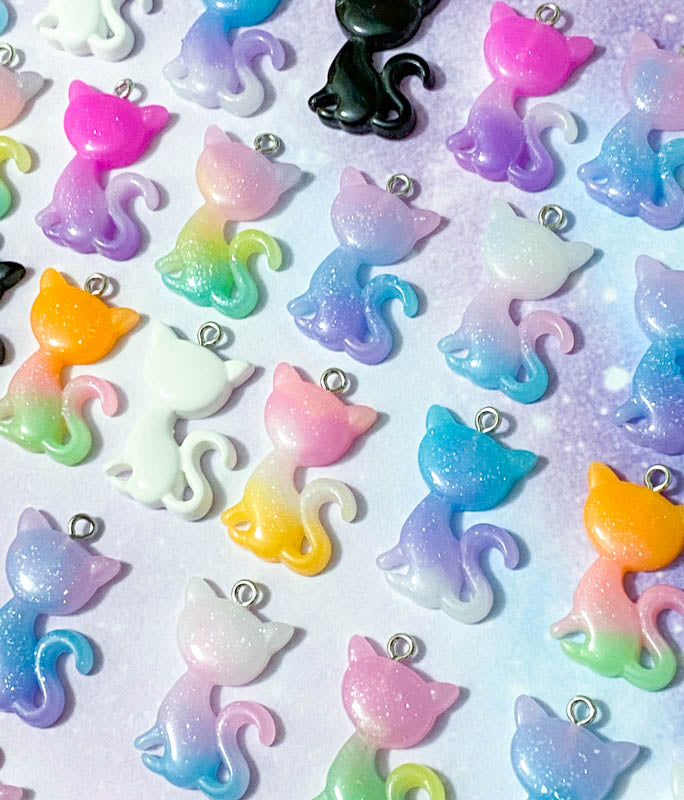 glitter resin cat cats kitty charm charms pendant pendants large big ombre colours black white blue lilac purple cerise pink yellow green lemon orange turquoise uk cute kawaii craft supplies shop
