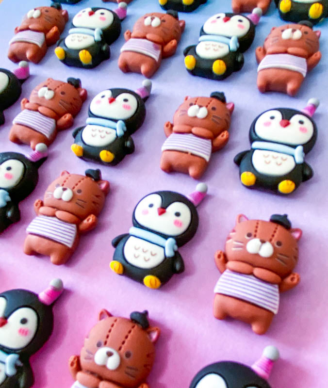 CHUNKY PENGUIN OR CAT Resin Flatback