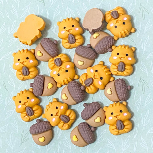 cute kawaii squirrel squirrels acorn acorns resin resins flatbacks flatback fb flat back embellishment uk craft supplies brown nut woodland theme