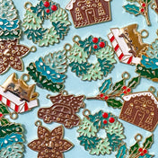 large big christmas gold tone metal charm pendant charms pendants foilage tree wreath green holly leaves berries branch cat present gingerbread cookie house snowflake car uk craft supplies festive