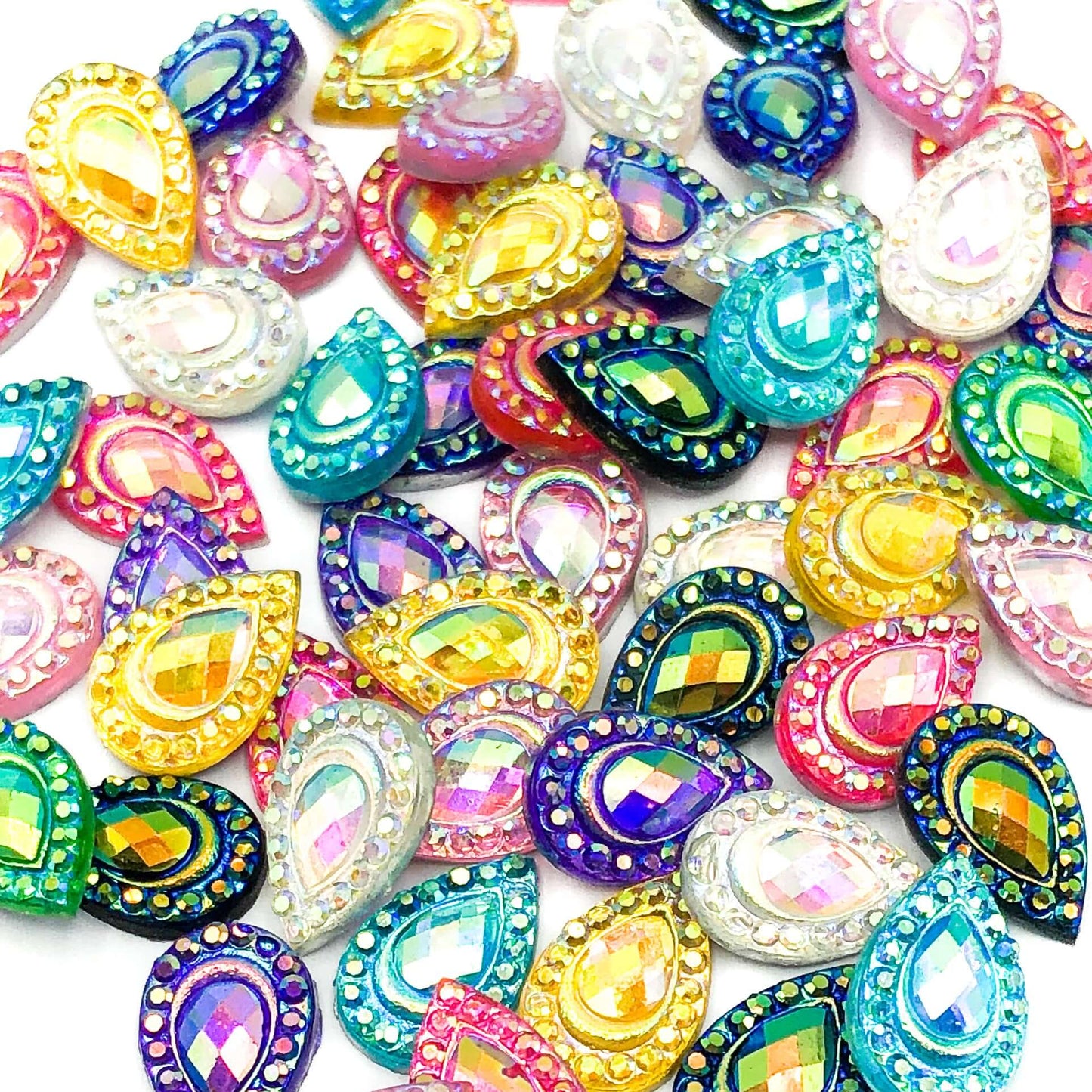 ON OFFER! BARGAIN CRAFT SUPPLIES - FLATBACKS & CHARMS