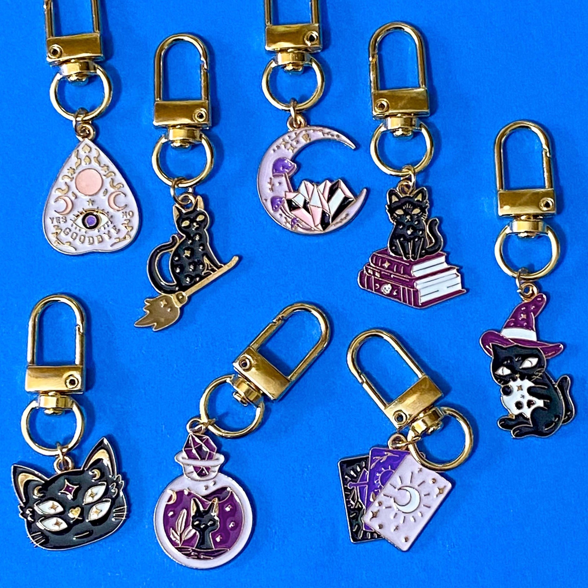 tarot witch witchcraft magic magical gold tone metal and enamel planner charm clip clips keyring keyrings bag spooky halloween gift gifts planchette fortune telling uk cute kawaii cat black cats