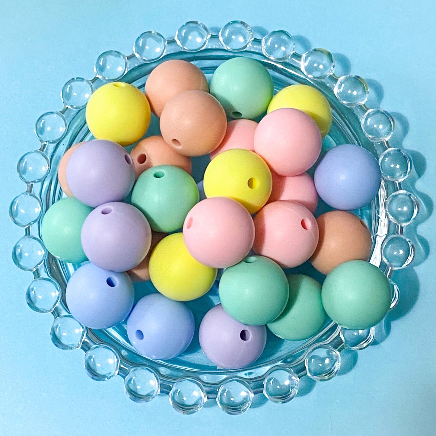 pastel coloured 16mm round soft silicone beads with 2mm hole for beaded pens and jewellery making. light pink, caramel, mint green, lilac, lemon yellow and blue.