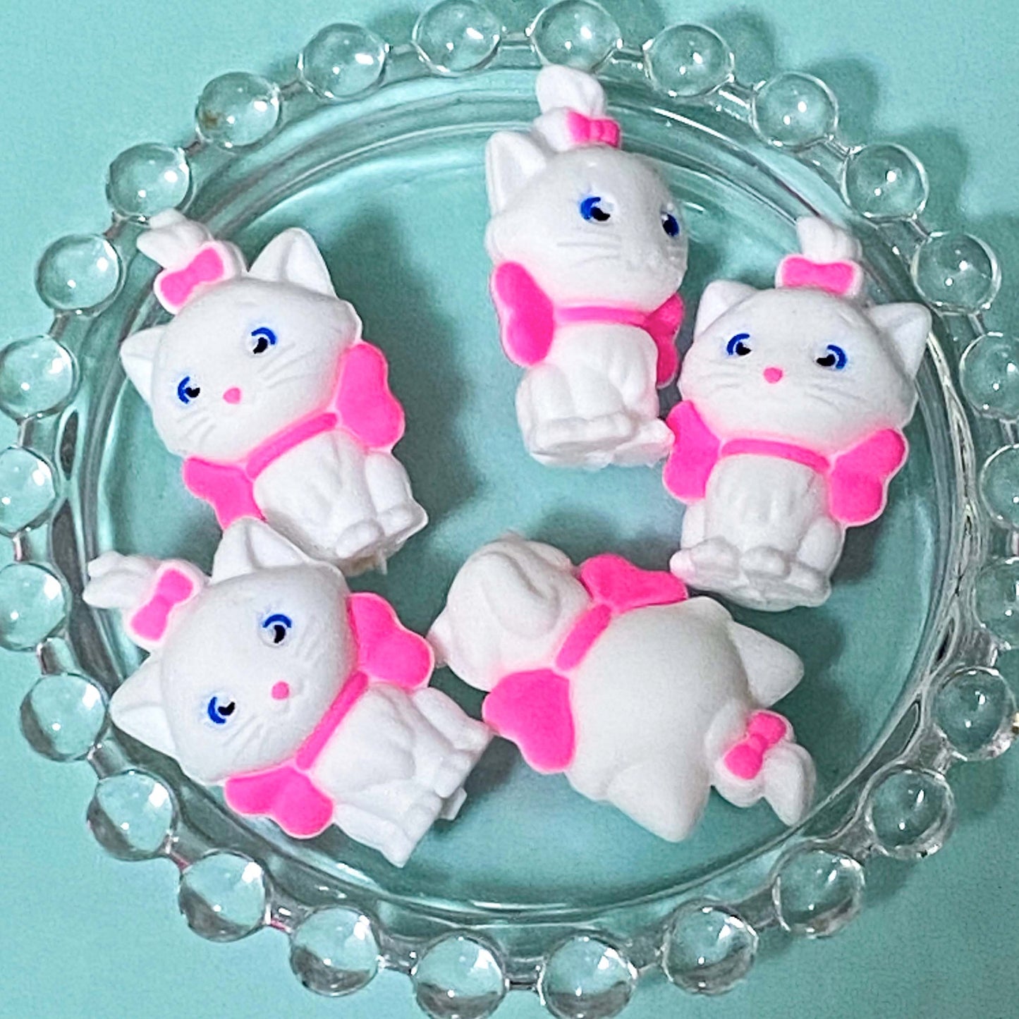 pink and bright hot pink white cat kitty cats jumbo silicone bead beads uk 36mm chunky large big make your own beaded pen pens jewellery supplies craft crafts shop store adorable Marie 