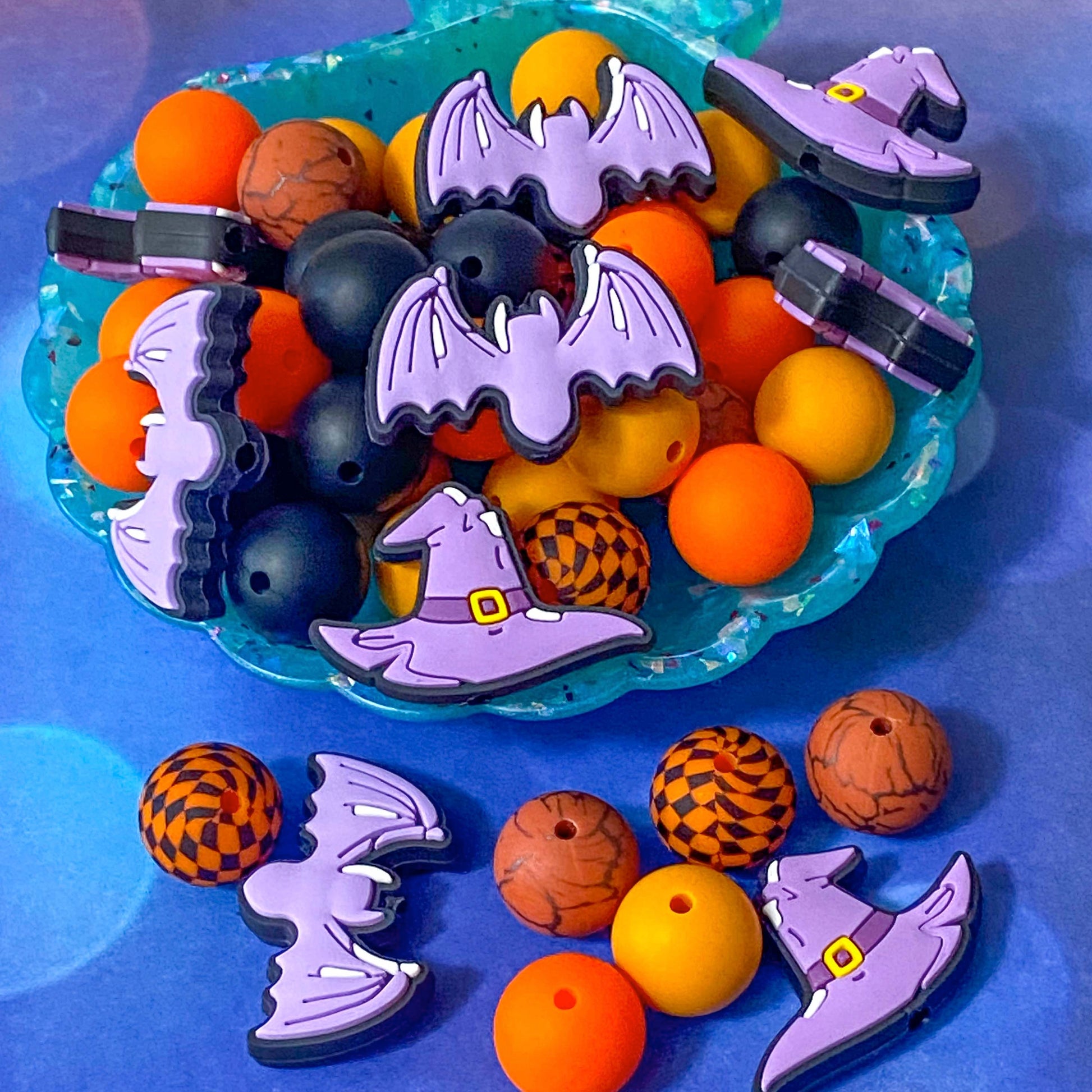 halloween spooky scary silicone bead beads large jumbo 35mm 15mm round brown black orange purple witch witch's hat hats bat bats lilac witches jewellery making beading pens beaded make your own pen craft supplies uk shop store