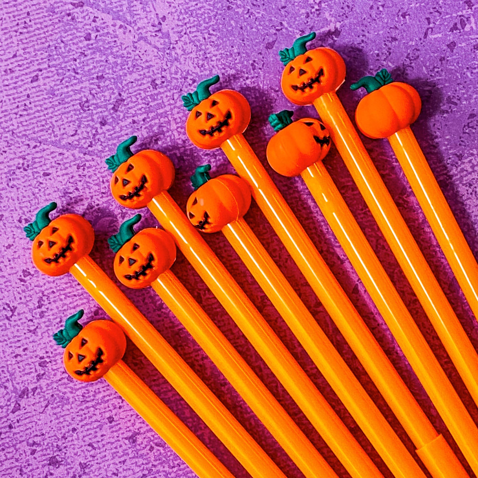 halloween topper pen black ink fine line fineline gel pens uk cute kawaii stationery gift gifts pumpkin pumpkins orange scary spooky planner supplies shop