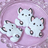 snowy arctic fox foxes large jumbo big chunky silicone bead beads uk cute kawaii pastel white pink pearl pearly 15mm 31mm build your own pen beaded pens jewellery supplies craft crafts christmas festive snow animal animals