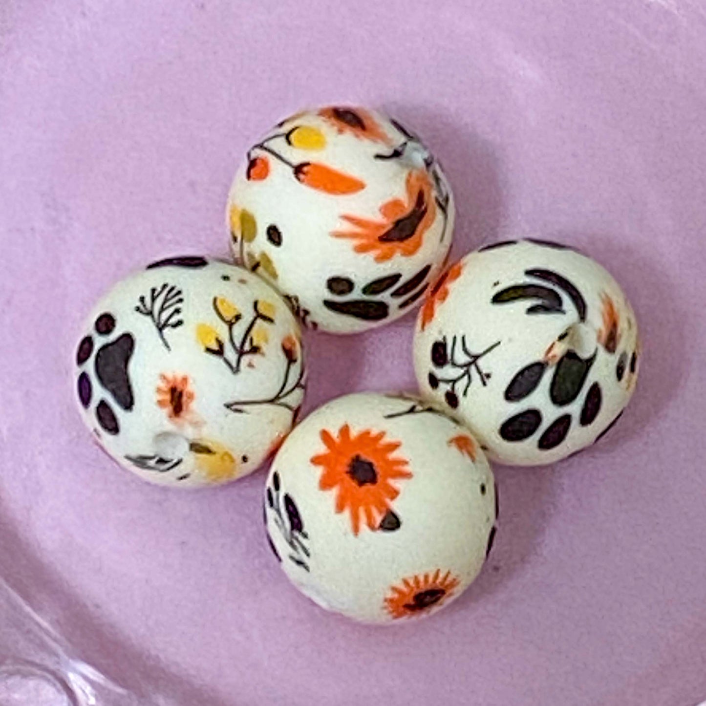 snowy arctic fox foxes large jumbo big chunky silicone bead beads uk cute kawaii pastel white pink pearl pearly 15mm 31mm build your own pen beaded pens jewellery supplies craft crafts christmas festive snow animal animals floral pattern patterned