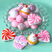 pink red and white silicone bead beads jumbo large big chunky 15mm 30mm lollipop lolly lollies cake cakes cupcake cupcakes uk cute kawaii craft supplies shop store beaded pen pens jewellery making make pattern patterned soft round 3d heart hearts food and drink