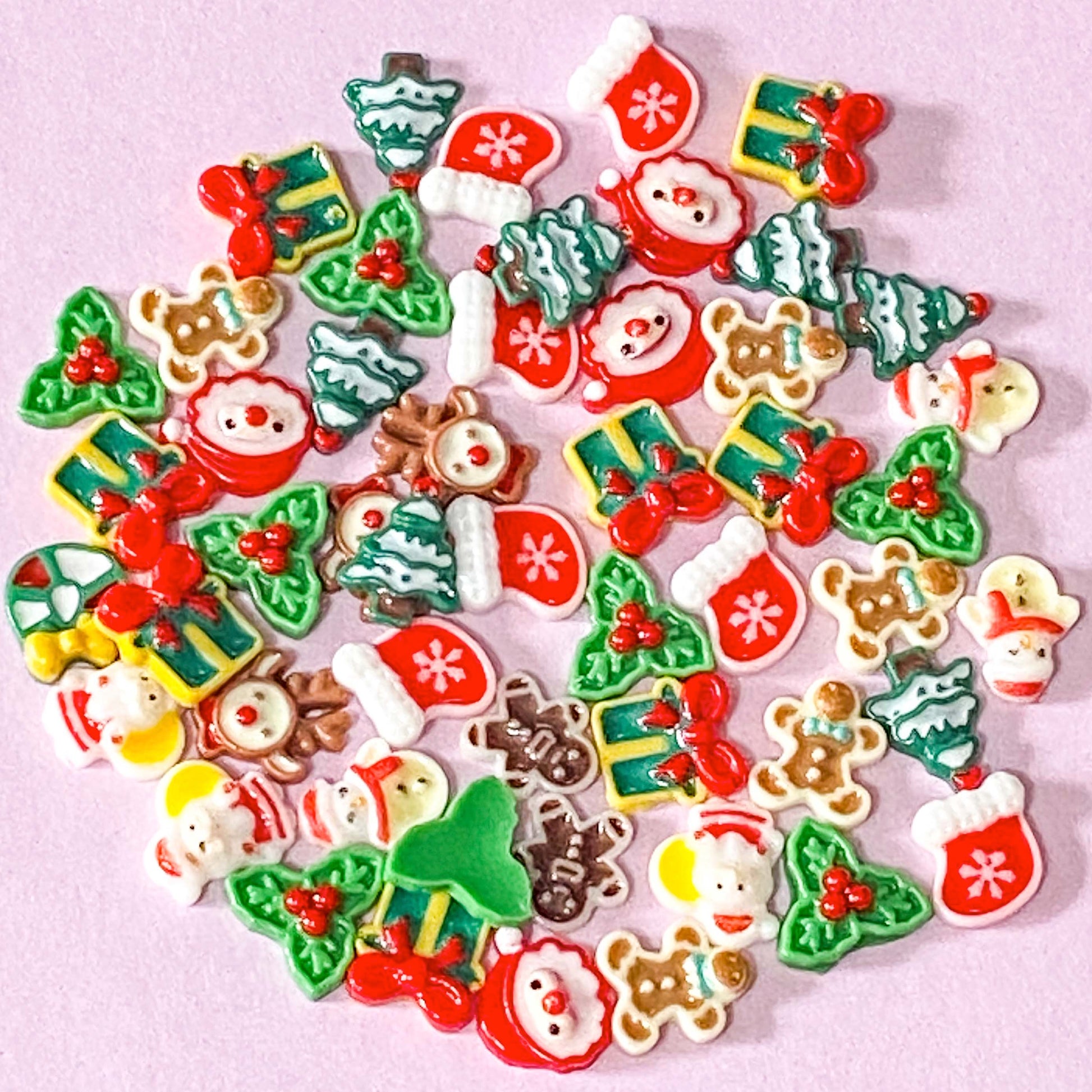 mini small acrylic flatback fb fbs flat back backs embellishments festive christmas set of pretty cute kawaii craft supplies shop store uk red green traditional holly tree santa snowman reindeer present wreath gingerbread man men 10mm 11mm