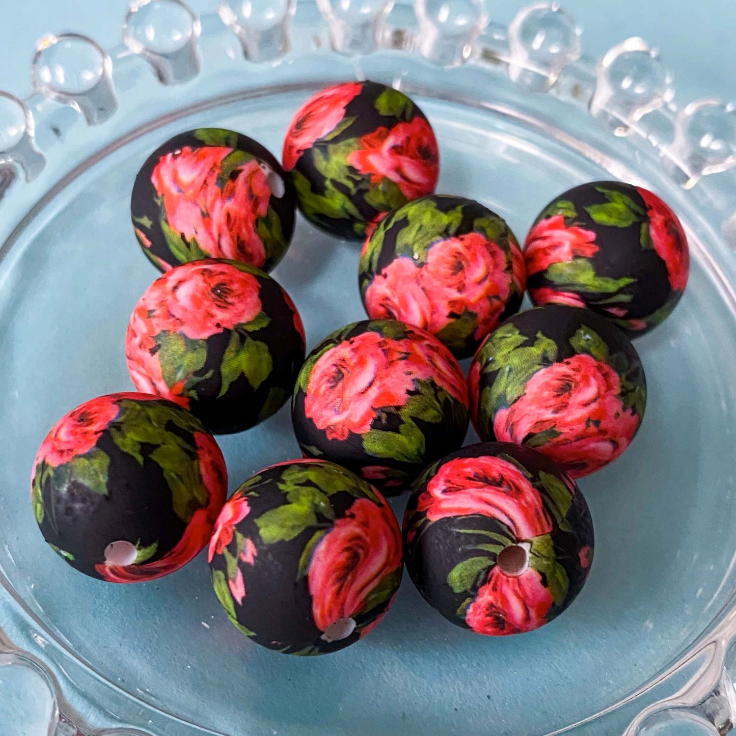 dark pink red and black floral beads 16mm silicone with rose pattern. uk cute craft supplies shop and materials for beaded pens and jewellery making