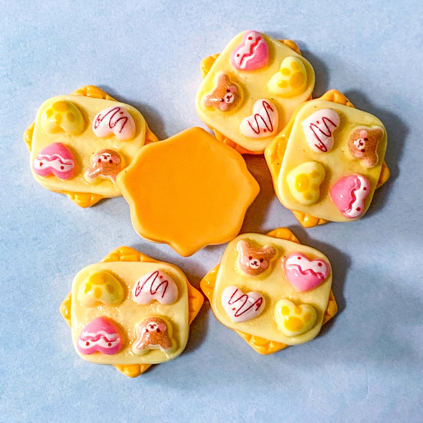 food foods plate meal meals dinner japanese sushi bun buns miniature resin resins flatback flat back fb fbs uk cute kawaii bread rolls cake cakes platter cup cups kitchen 