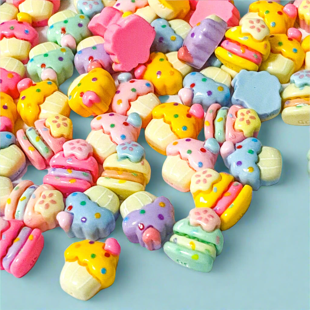mini cup cake cakes gateau cupcake resin resins flathack flat back backs fb fbs embellishment uk cute kawaii craft supplies shop store 11mm 12mm