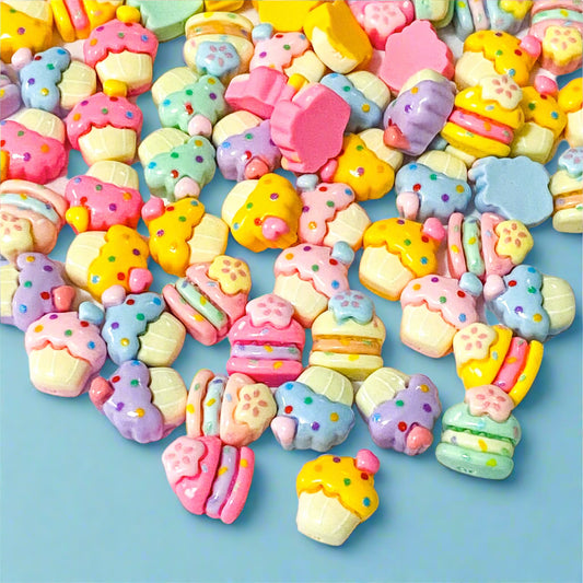 mini cup cake cakes gateau cupcake resin resins flathack flat back backs fb fbs embellishment uk cute kawaii craft supplies shop store 11mm 12mm