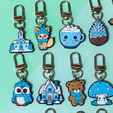 blue beige and white silicone keyring keyrings key clip clips large chunky gift gifts uk shop store stocking fillers filler winter cute kawaii bear snowflake owl owls squirrel mountain cocoa hot chocolate pine cone snowman fox foxes reindeer deer rabbit penguin penguins mushroom hedgehog animal animals christmas festive winter