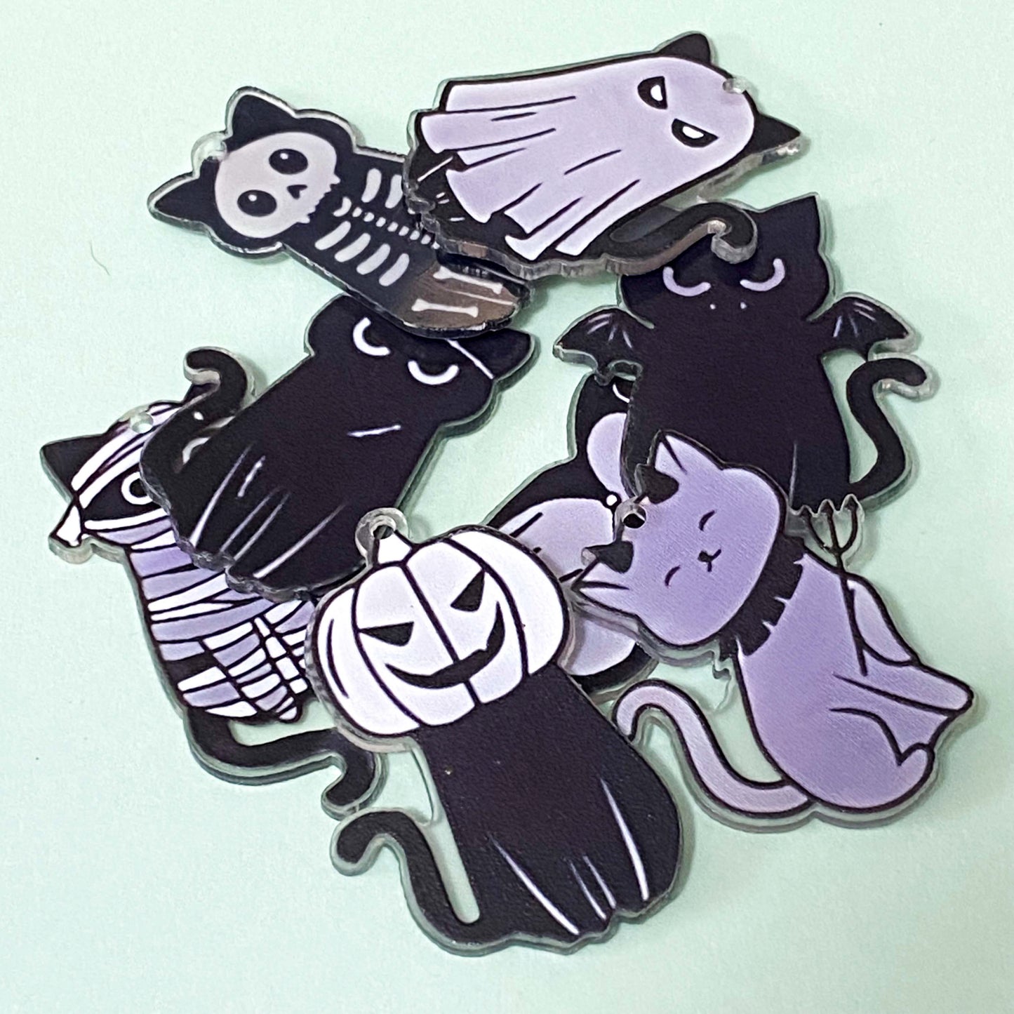 black and white cat cats jumbo very large charm charms pendant pendants acrylic cute kawaii halloween spooky craft supplies shop uk store mummy skeleton bat ghost pumpkin