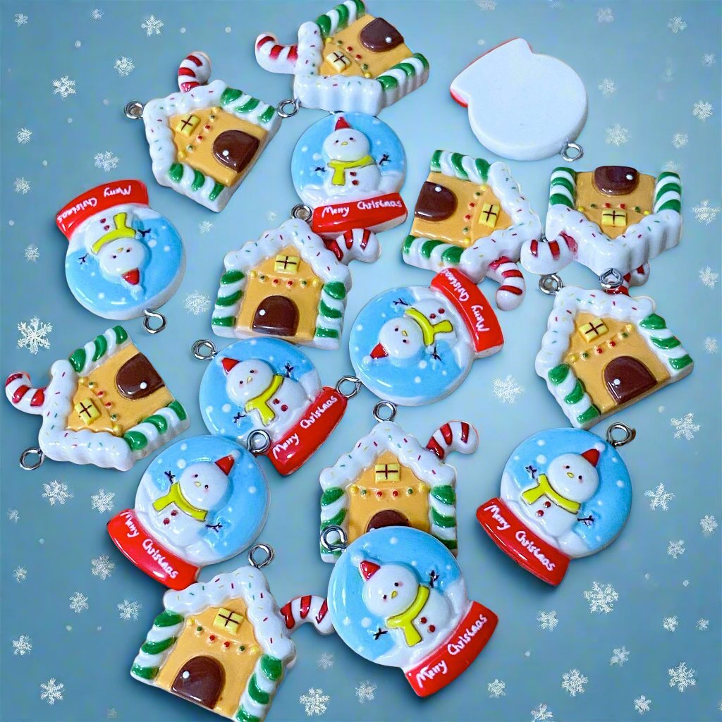 snow globe snowglobe snowman christmas festive resin charm charms pendant uk cute kawaii craft supplies shop store blue gingerbread house ginger bread chunky pretty candy cane red green white