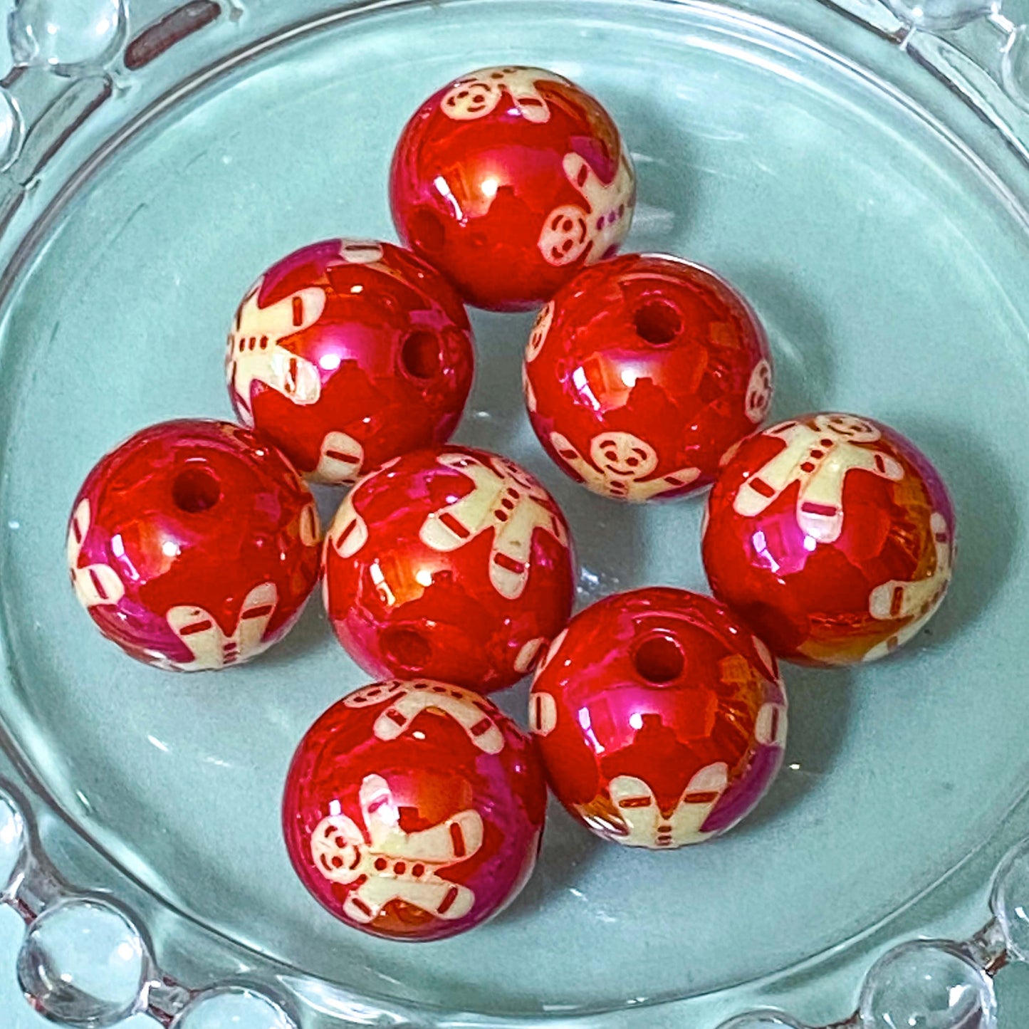 red and white and green Christmas festive bead beads jumbo large big acrylic uk cute kawaii craft supplies snowman snowmen round cube square santa hat hats 30mm 15mm gingerbread men tree trees fir antlers angel angels wings wing gold green