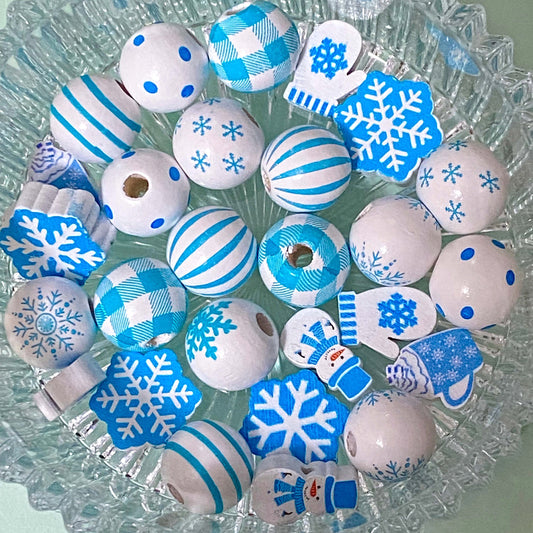 blue and white and turquoise wood wooden bead beads jumbo large 15mm 18mm 20mm uk cute kawaii winter snow snowy snowflake craft supplies shop store ice mitten mittens snowman striped check pattern dots dotty uk jewellery making beaded pens
