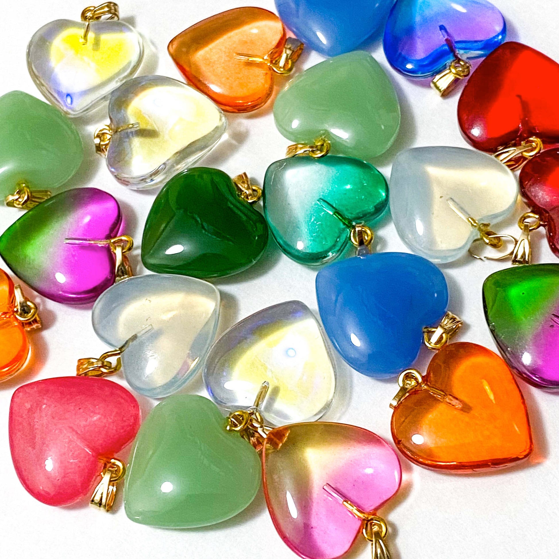 heart hearts glass and precious stone stones gem gemstone chalcedony agate opalite aura quartz uk cute kawaii craft supplies gold metal hook rounded 3d 