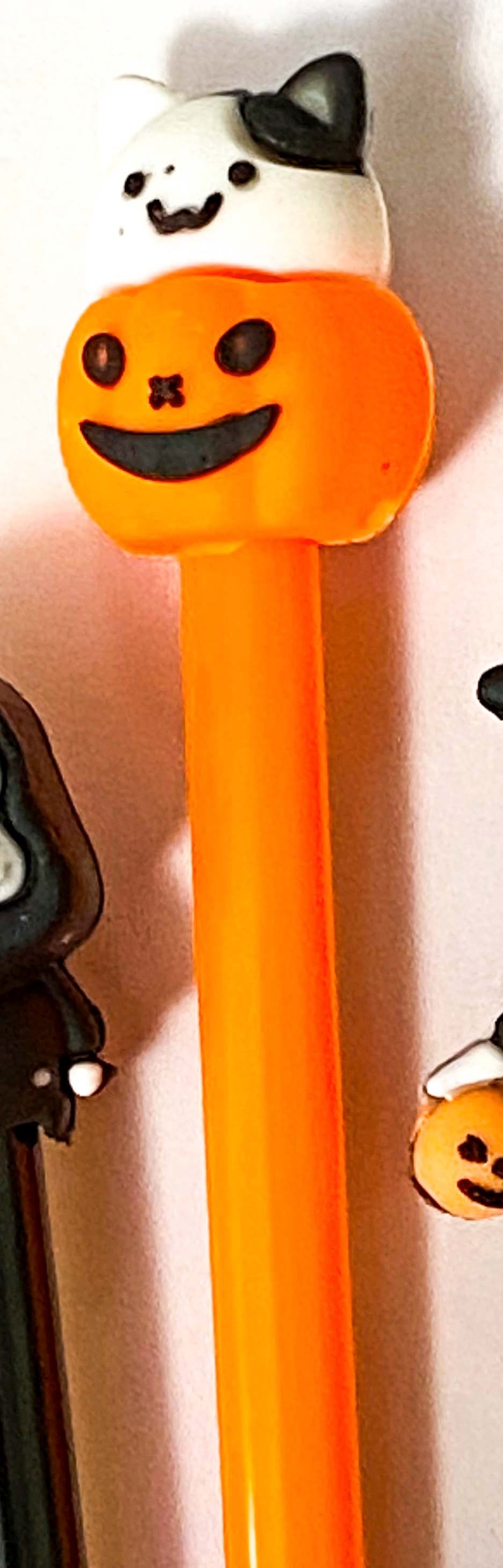 On Offer! HALLOWEEN Topper Black Fineline PEN