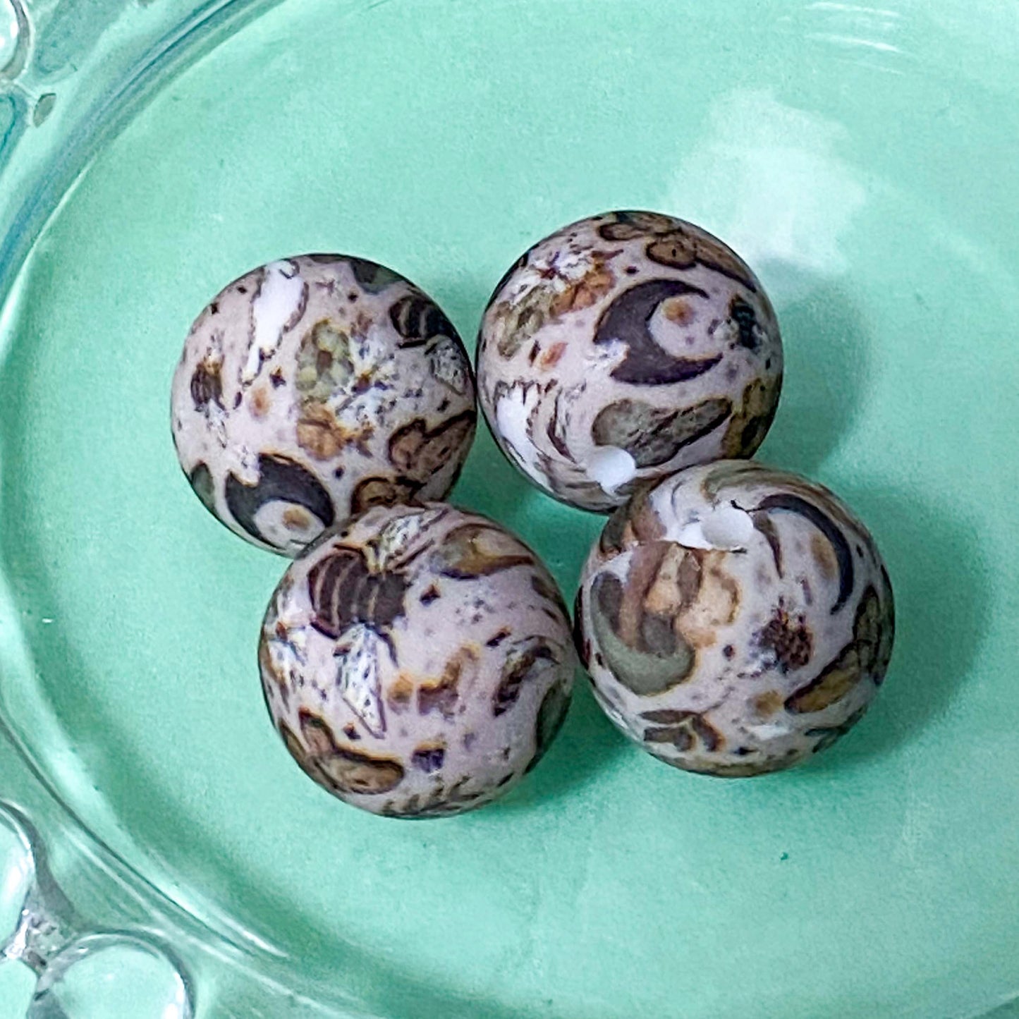 autumn silicone jumbo very large big beads bead uk cute kawaii craft supplies shop store orange yellow mustard leaf leaves print pattern patterned grey white mustard round 15mm 31mm beaded pen pens jewellery making  gold metallic