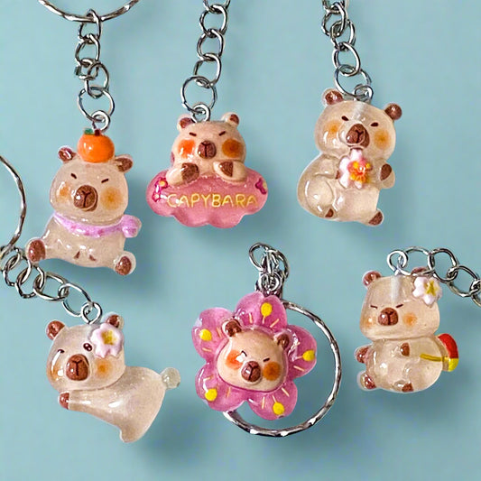 capybara keyring uk cute kawaii resin glow in the dark luminous fun gift gifts shop store animal animals cuddly silver