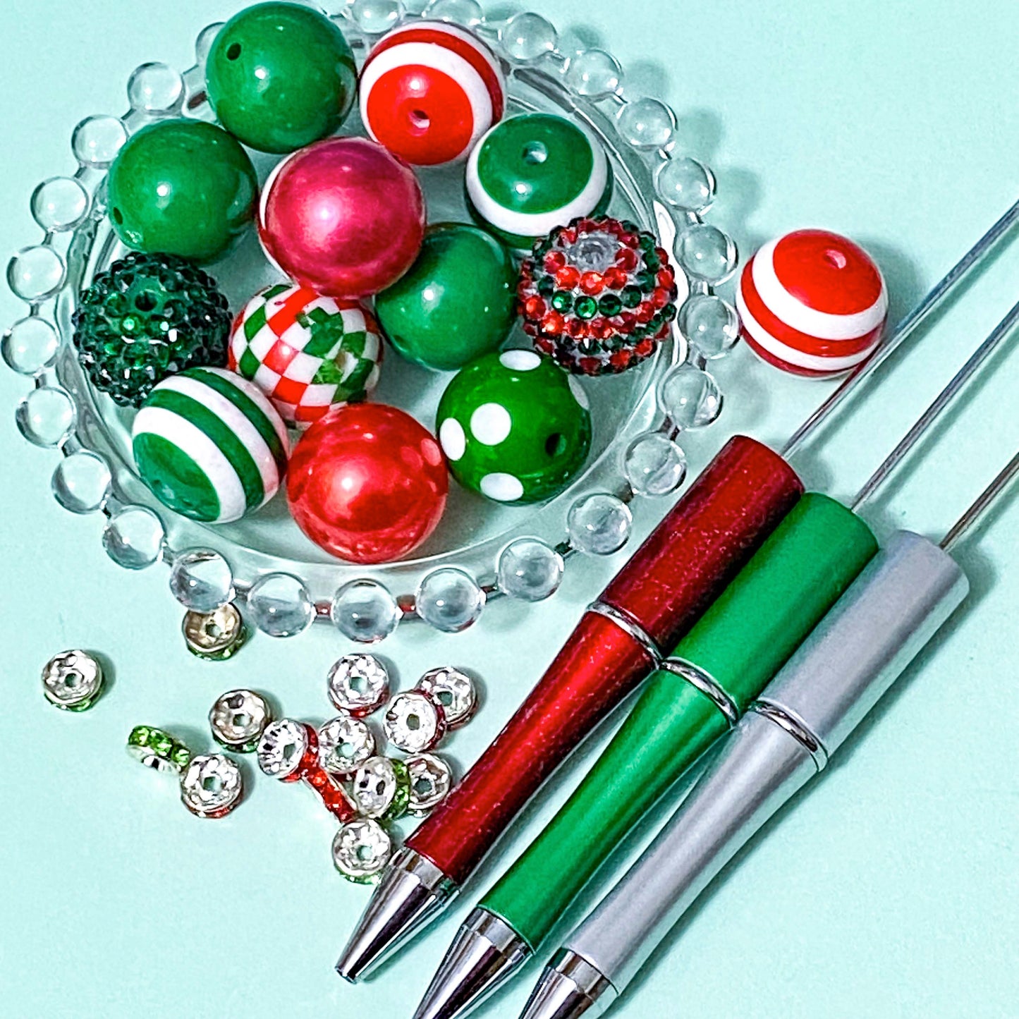 jumbo very large big huge chunky acrylic bead beads red green white sparkly metallic round 20mm 2cm christmas festive colours rhinestone candy stripe stripes spot spotty uk cute kawaii craft supplies jewellery making pen blank base blanks make your own beaded jewellery stationery