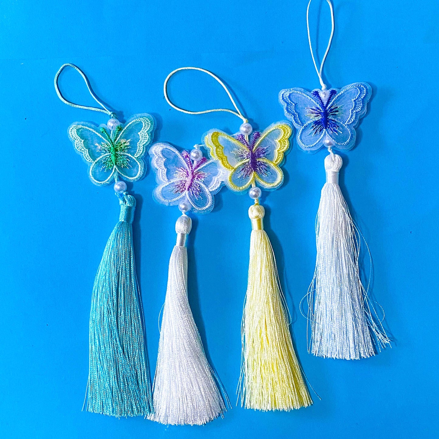 Special BOOKMARKS Choose from 16 Designs