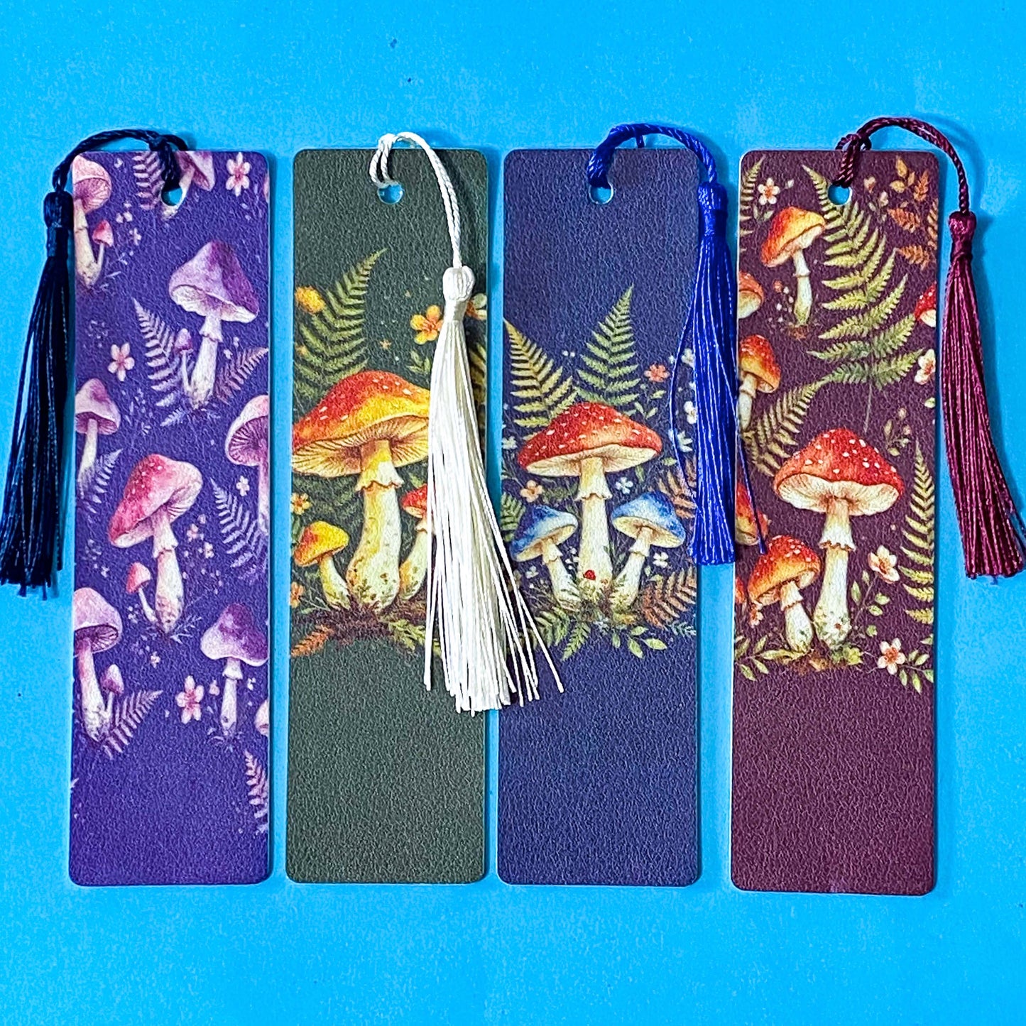 Special BOOKMARKS Choose from 16 Designs