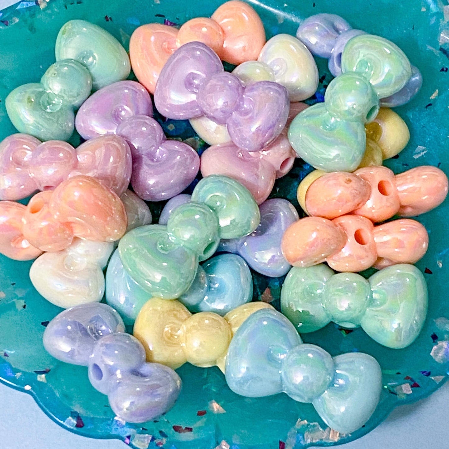 pearl pearly large big jumbo acrylic bead beads cute kawaii colourful iridescent coated ab sheen unicorn unicorns bow bows bear bears heart hearts craft supplies uk shop store crafts