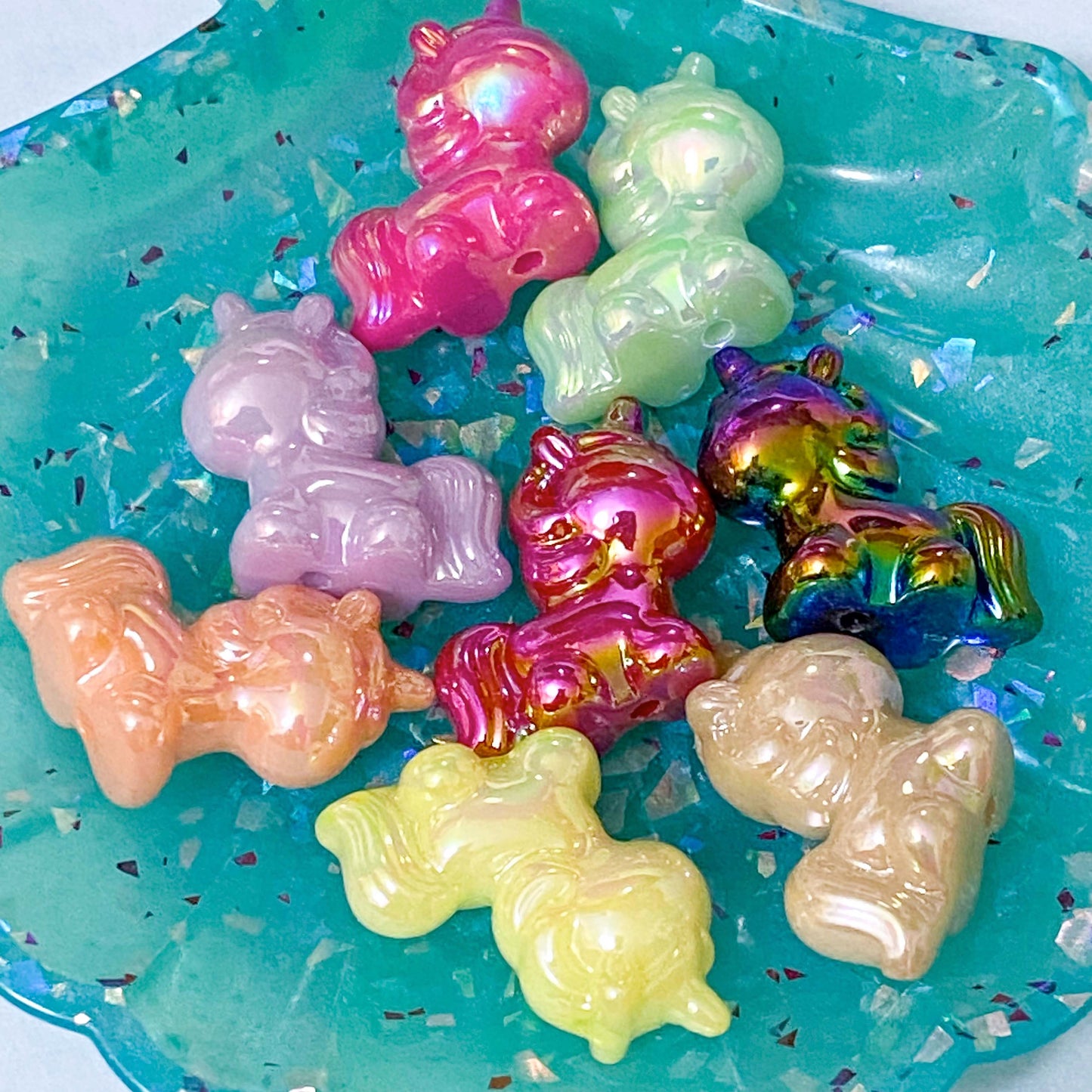 pearl pearly large big jumbo acrylic bead beads cute kawaii colourful iridescent coated ab sheen unicorn unicorns bow bows bear bears heart hearts craft supplies uk shop store crafts