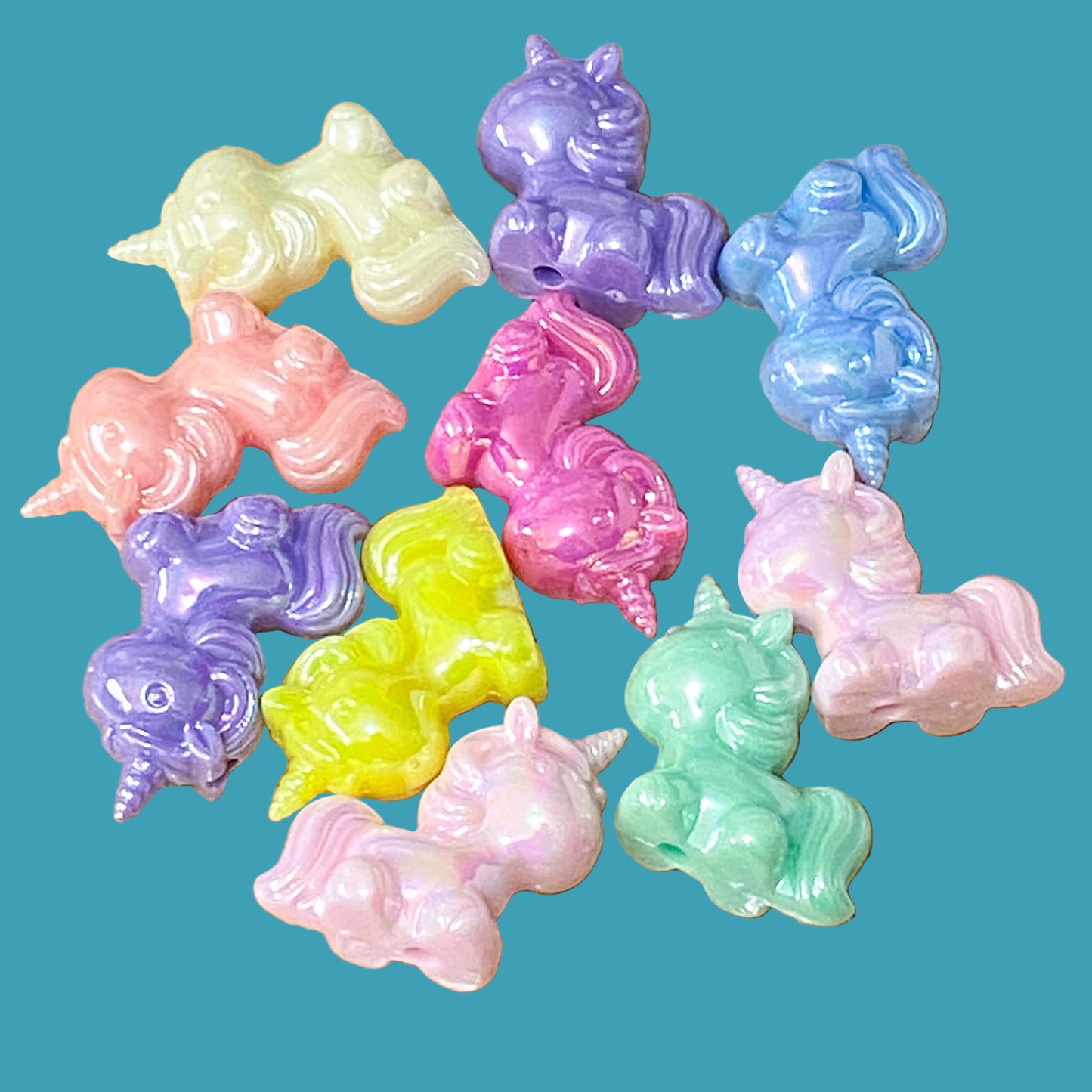 JUMBO ACRYLIC IRIDESCENT PEARLY BEADS -HEART UNICORN BEAR BOW