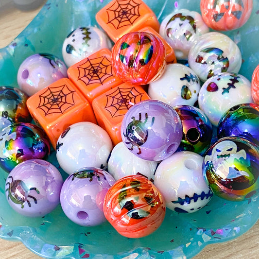 very large 15mm 16mm halloween spooky bead beads acrylic clay ceramic skull skulls spider spiders ghost ghosts pumpkin pumpkins square cube orange white black rainbow lilac uk cute kawaii craft supplies shop store