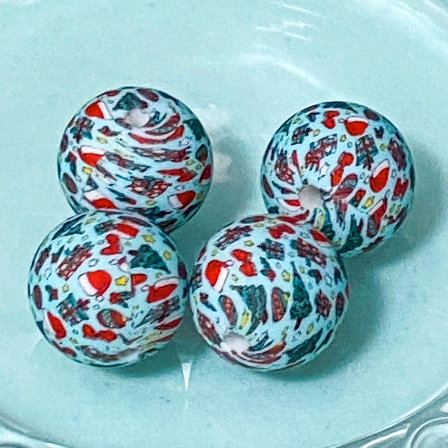 snow globe globes snowglobe white green blue pattern patterned silicone bead beads jumbo large big chunky 27mm 15mm round deep christmas festive decorative beaded pen pens make your own jewellery keyring uk cute kawaii craft supplies tree trees 