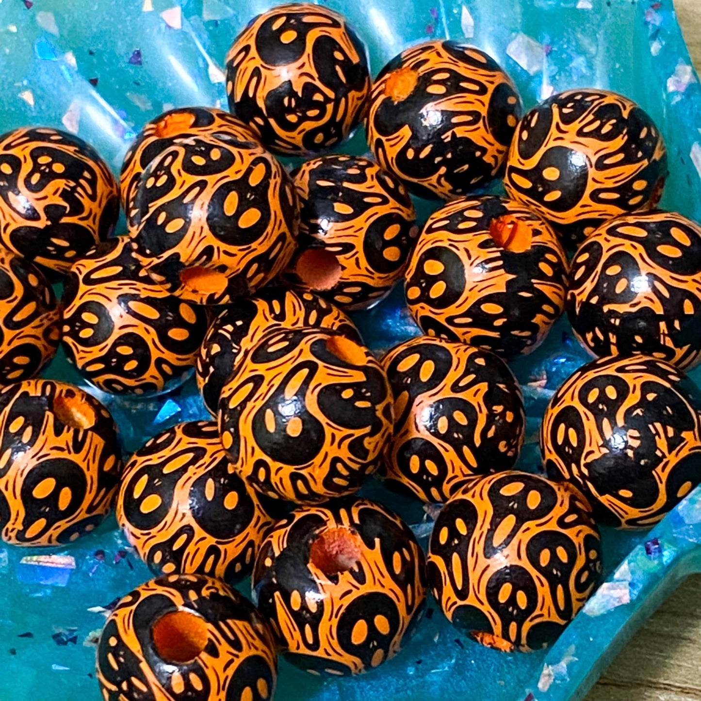 HALLOWEEN BEADS JUMBO WOODEN 16mm