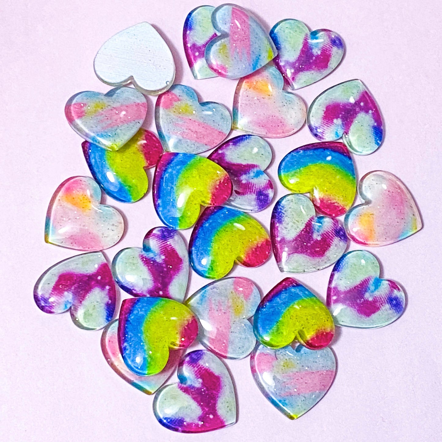 ON OFFER! BARGAIN CRAFT SUPPLIES - FLATBACKS & CHARMS